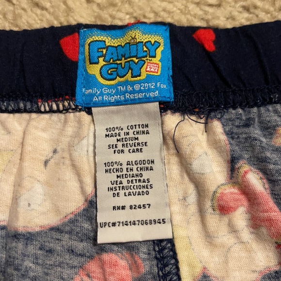 COPY - COPY - COPY - FAMILY GUY STEWIE CUPID HEARTS AND KISSES MEN’S VINTAGE ME… - Picture 6 of 10